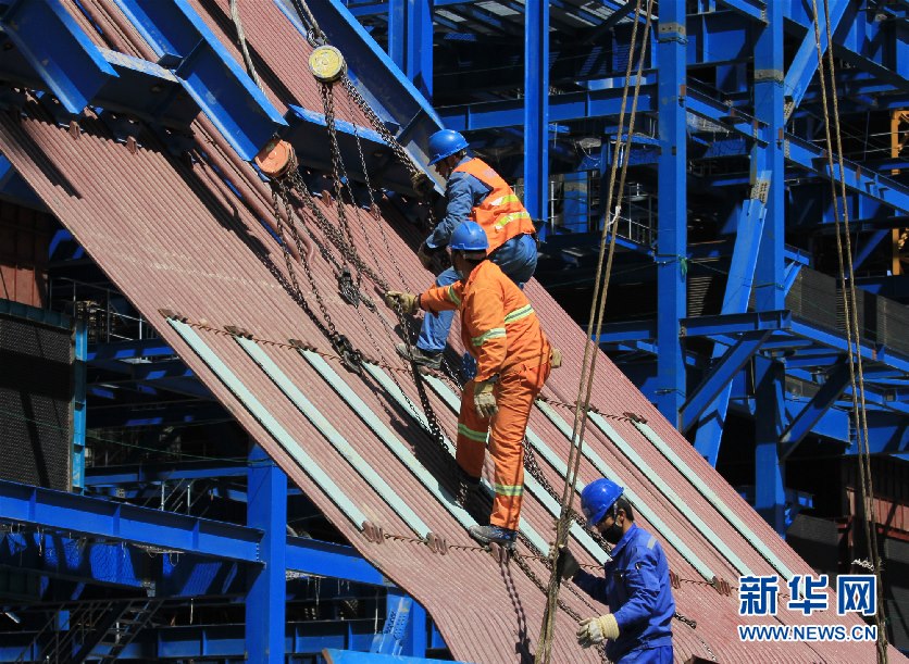 內(nèi)蒙古:煤制乙二醇項目施工忙