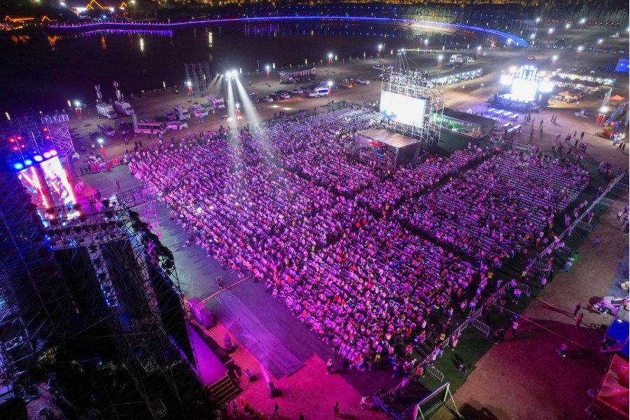 “如七而遇 相思烏?！边@場七夕主題音樂會甜出圈137.png