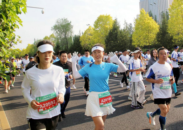 1748170919815538.jpg 跑4.jpg