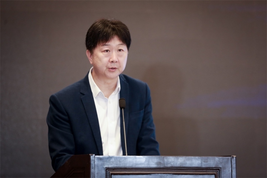 中國民主法制出版社黨委書記、社長、總編輯 劉海濤