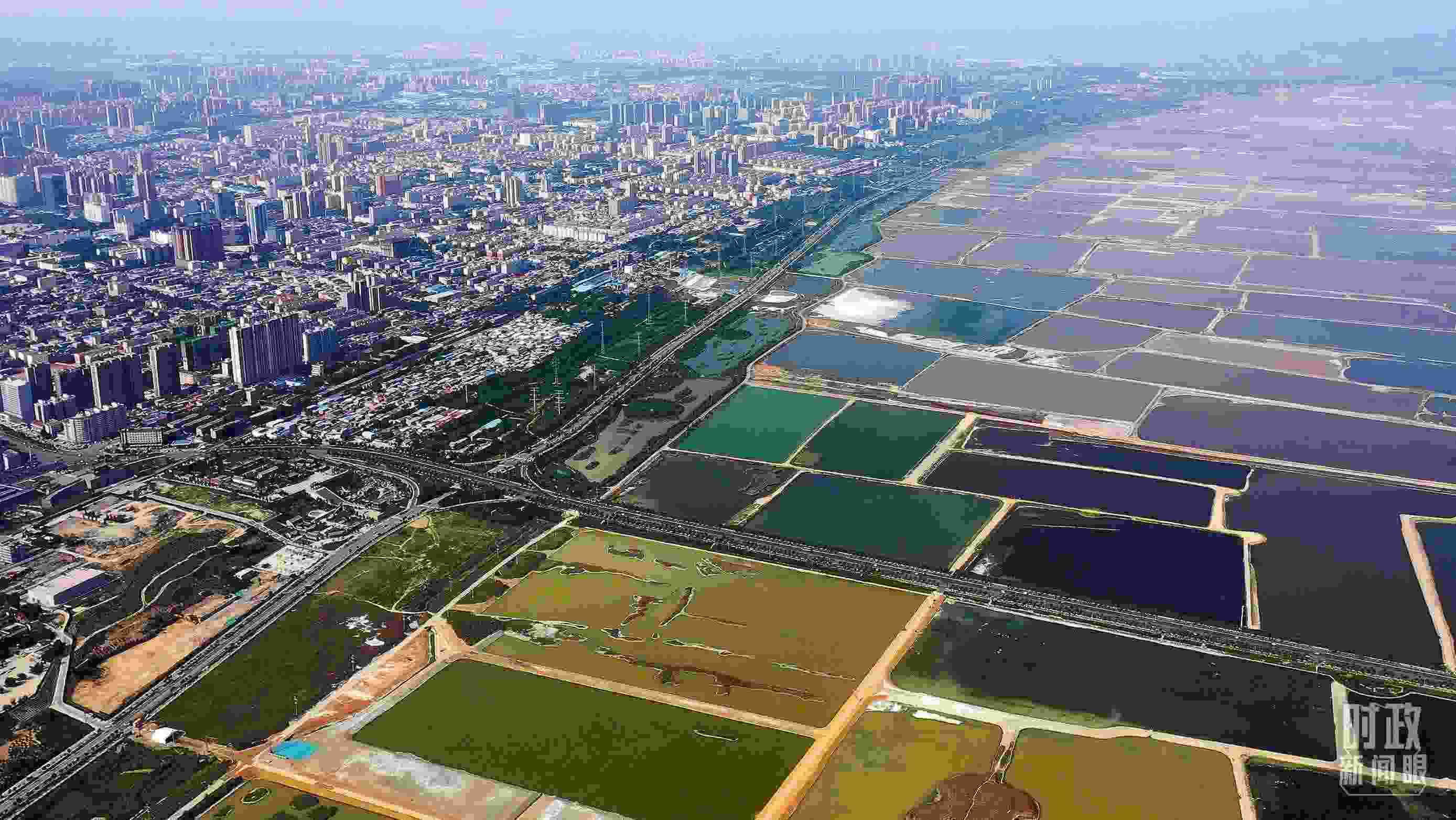 △俯瞰山西運(yùn)城。（總臺(tái)記者裴大偉、康曉宇拍攝）