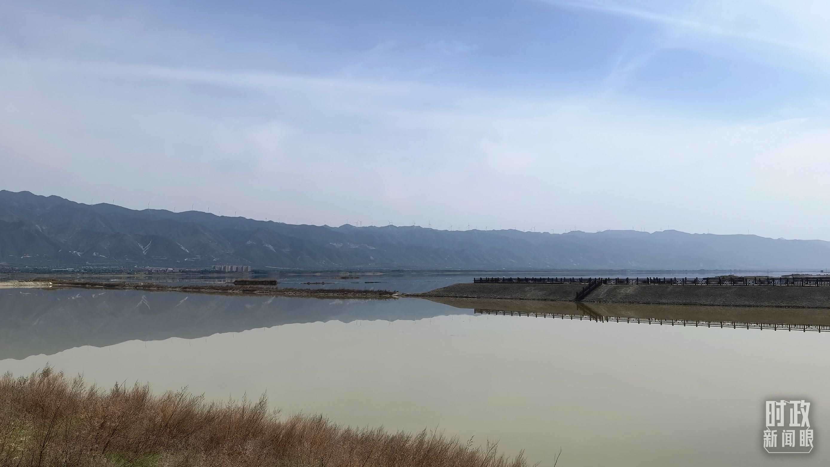 △運(yùn)城鹽湖。（總臺(tái)央視記者馬亞陽拍攝）