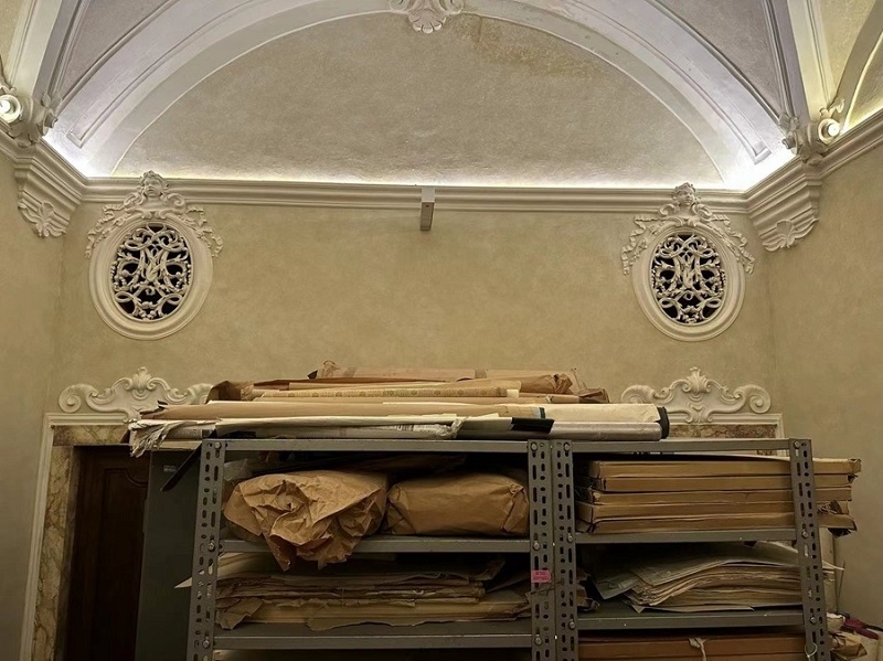 美第奇洛倫佐圖書館保存古籍。中藝國際供圖