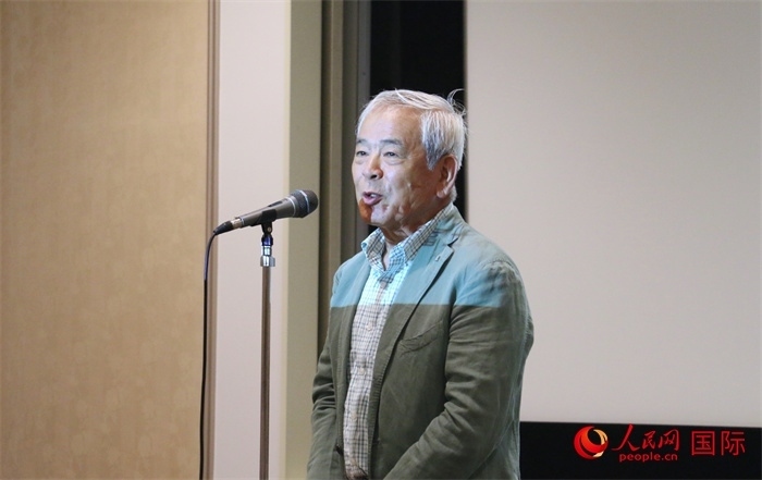 展覽名譽(yù)顧問(wèn)、日本前文化廳長(zhǎng)官青柳正規(guī)致辭。（人民網(wǎng) 許可攝）