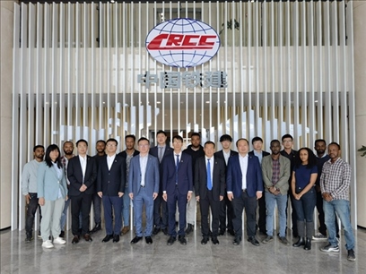 中國土木福州設(shè)計(jì)院埃塞分院團(tuán)隊(duì)合影。受訪對(duì)象供圖