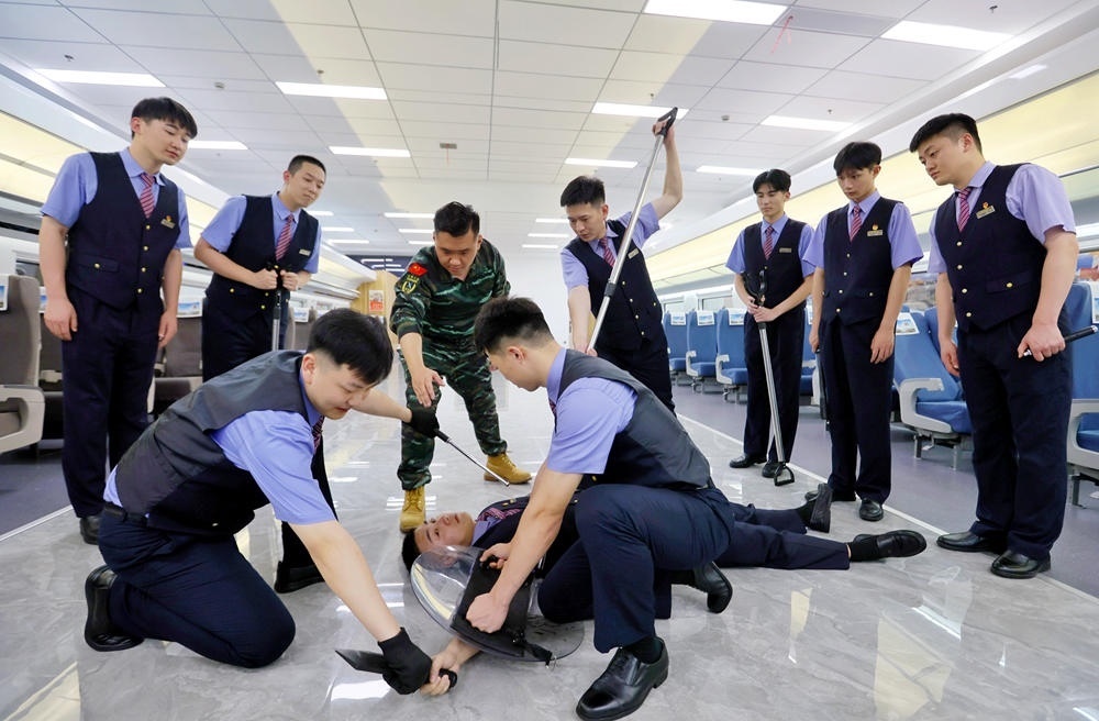 應(yīng)急處置培訓(xùn)。