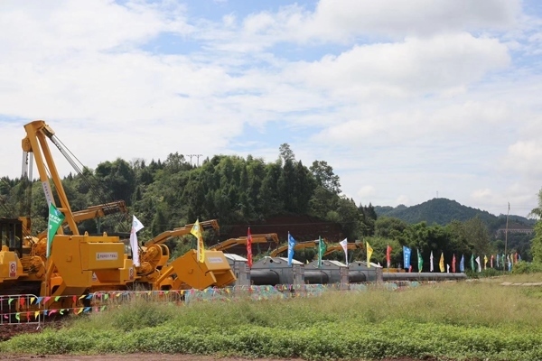 川氣東送二線天然氣管道工程施工現(xiàn)場。受訪者供圖