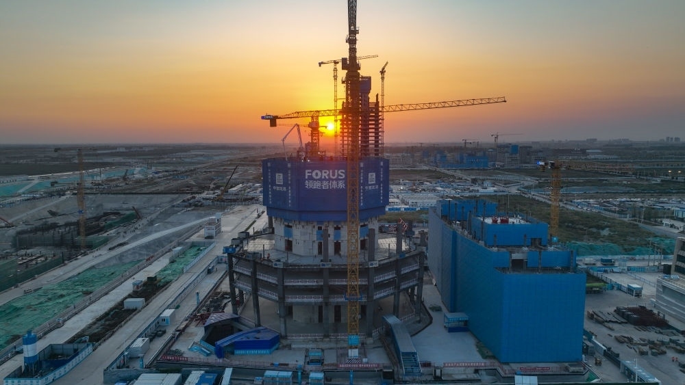 在雄安新區(qū)啟動區(qū)拍攝的中國中化大廈項目（9月21日攝，無人機照片）。新華社記者 張鋮 攝