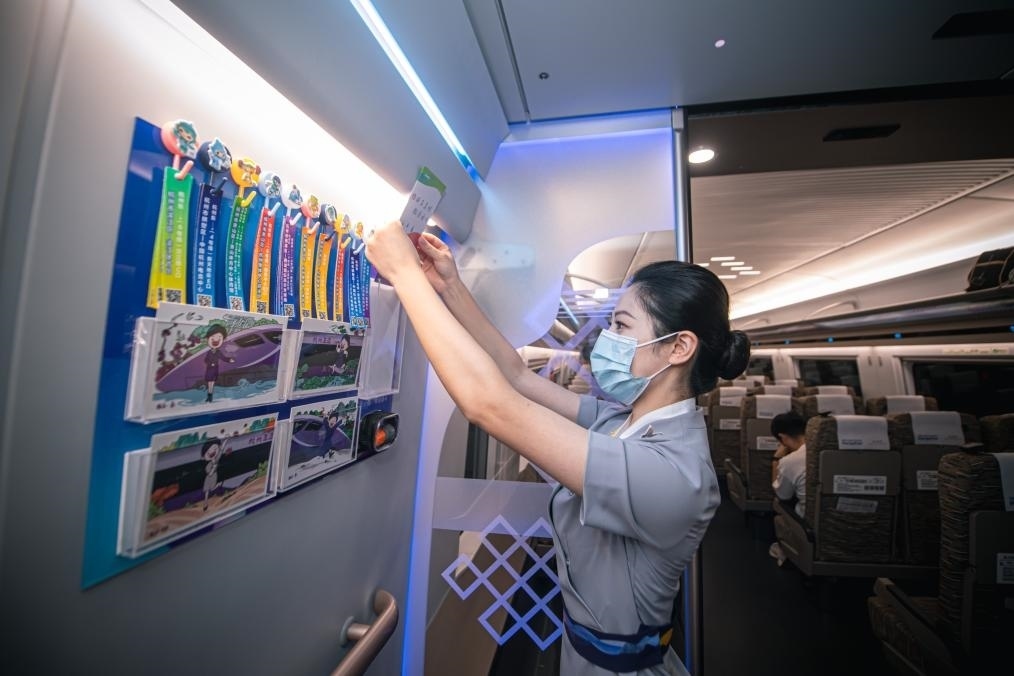 2023年9月16日，復興號亞運智能動車組列車正式載客運營。新華社記者 江漢 攝