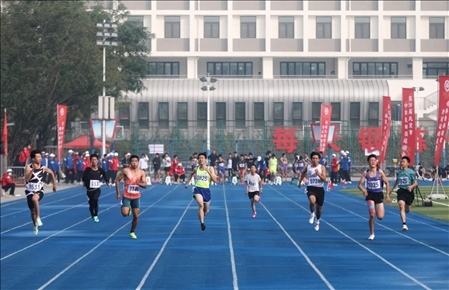 第59屆北京市中學生田徑運動會暨北京學生金奧運動隊田徑運動會。北京市教委供圖