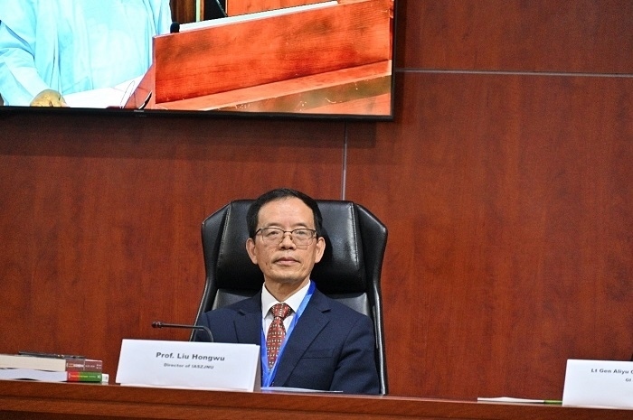 浙江師范大學非洲研究院院長劉鴻武作會議總結。浙江師范大學非洲研究院供圖