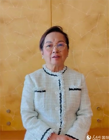 菲律賓前總統(tǒng)阿羅約通過視頻發(fā)表致辭。人民網(wǎng)記者樊帆 攝