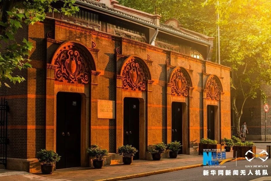 晨曦下的中共一大會(huì)址紀(jì)念館。新華網(wǎng) 吳愷 攝