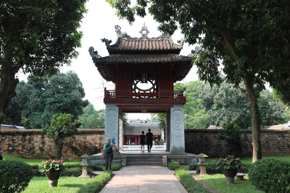 這是越南首都河內(nèi)文廟內(nèi)的奎文閣。