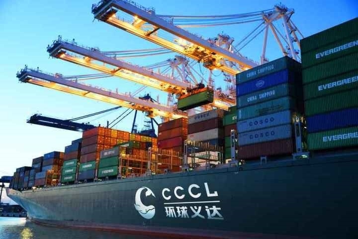 義烏商城集團(tuán)打造的國際物流平臺(tái)“環(huán)球義達(dá)”，為外貿(mào)企業(yè)提供各類物流資源信息。義烏市委宣傳部供圖