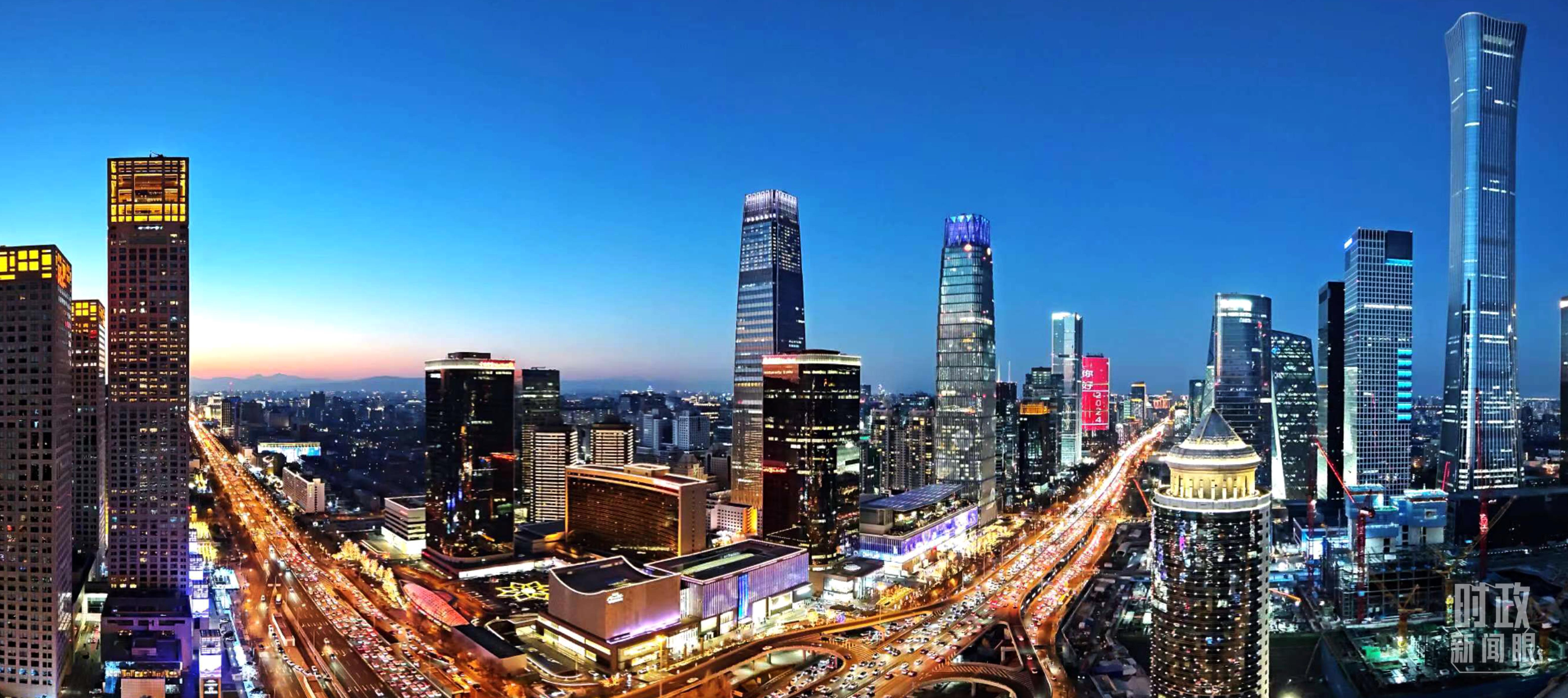 △2023年12月31日，北京CBD商圈。（總臺央視記者鐘信偉拍攝）