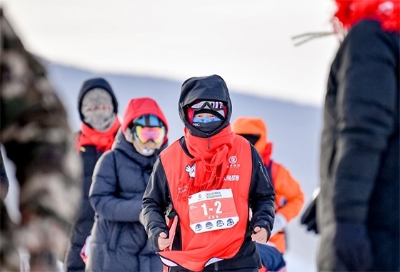 王軍霞在比賽中。主辦方供圖