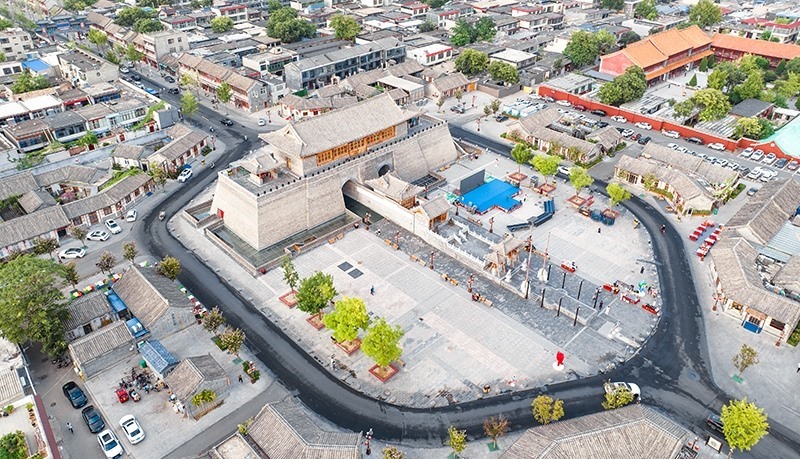 2022年9月8日，航拍河北正定古城陽和樓與正定歷史文化街。