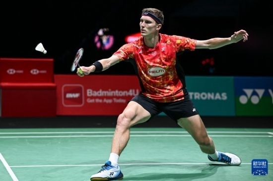 1月13日，安賽龍?jiān)诒荣愔?。新華社記者 程一恒 攝