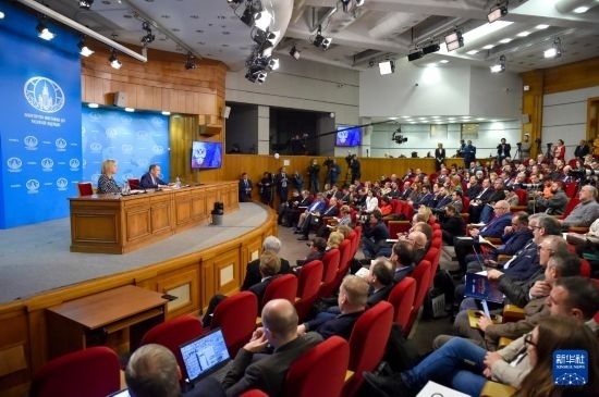 1月18日，在俄羅斯首都莫斯科，俄羅斯外長拉夫羅夫回答記者提問。新華社發(fā)（亞歷山大攝）