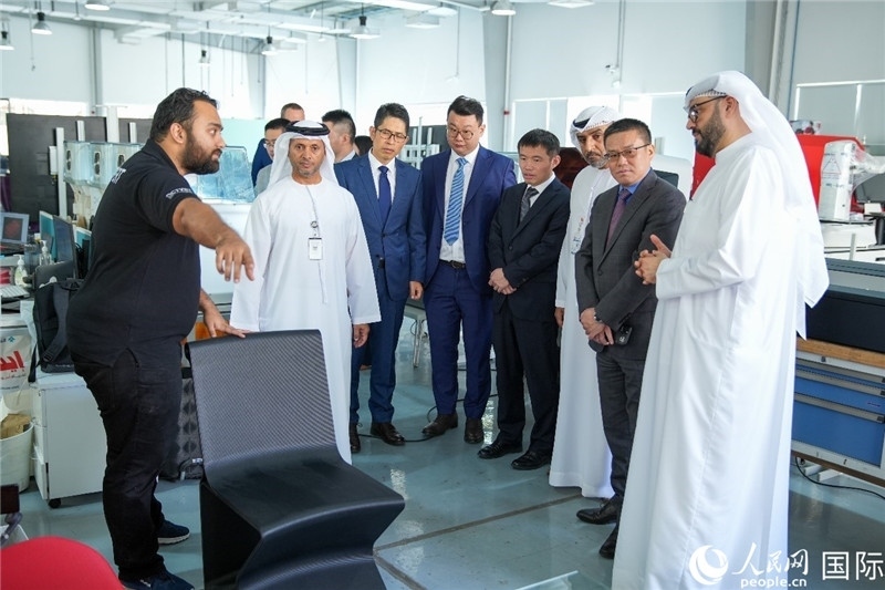 參觀培訓中心。人民網(wǎng)塔里克·易卜拉欣攝