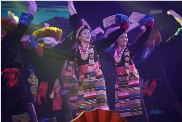 圖為2024“歡樂春節(jié)”中泰互致新春賀辭活動現(xiàn)場。 中國駐泰國大使館文化處供圖