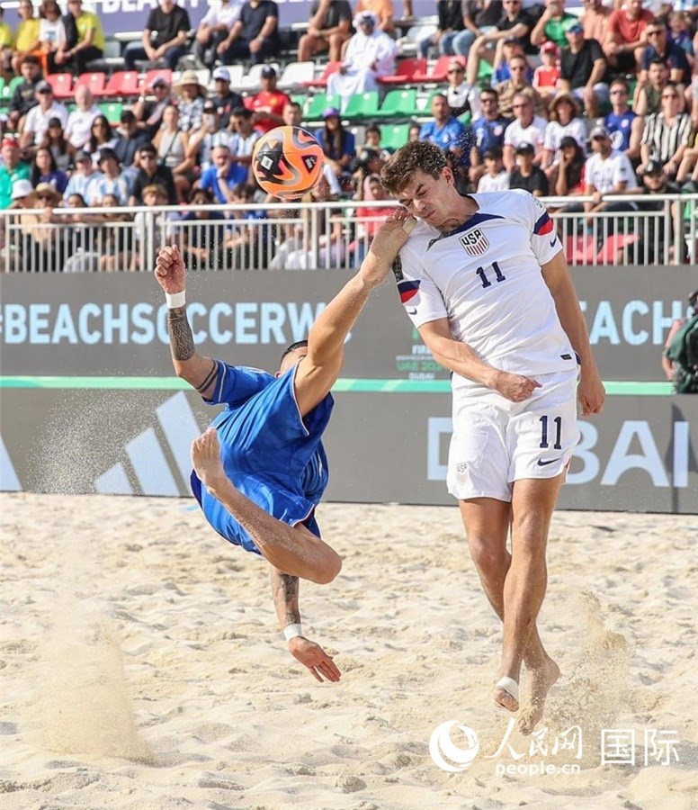 2月15日，意大利隊對陣美國隊。人民網(wǎng)塔里克·易卜拉欣攝