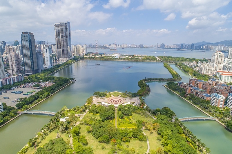 2021年5月15日，廈門，航拍筼筜湖，景色優(yōu)美。