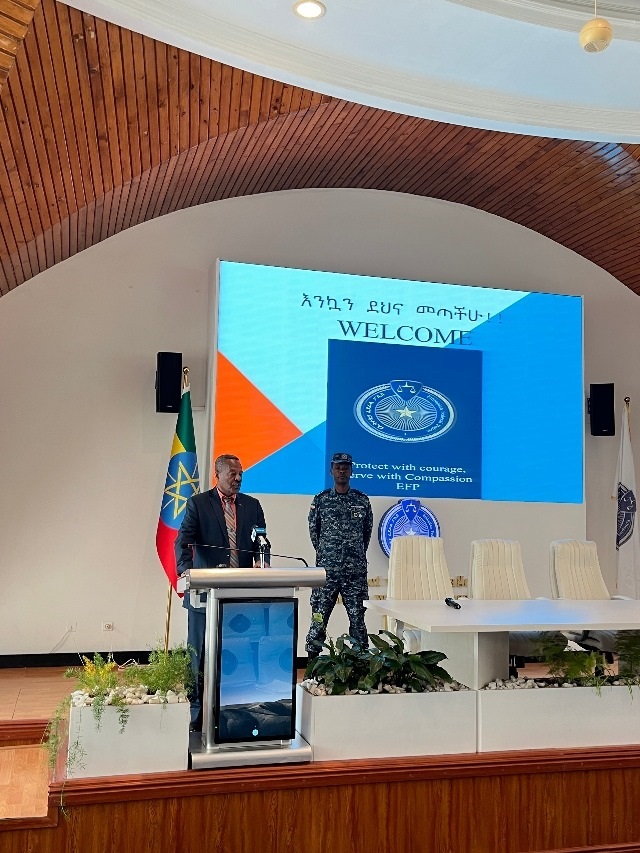 圖為埃塞警察大學(xué)校長(zhǎng)梅斯芬·阿貝貝致辭。亞的斯亞貝巴大學(xué)孔子學(xué)院供圖