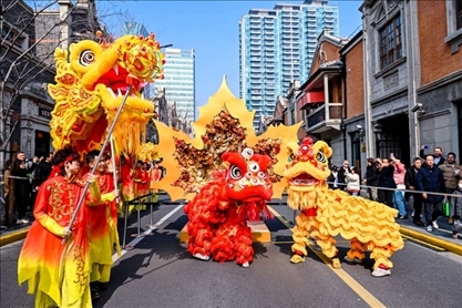 2024年2月10日，上海張園舉辦舞龍舞獅活動(dòng)，為市民和游客獻(xiàn)上一場視覺盛宴。