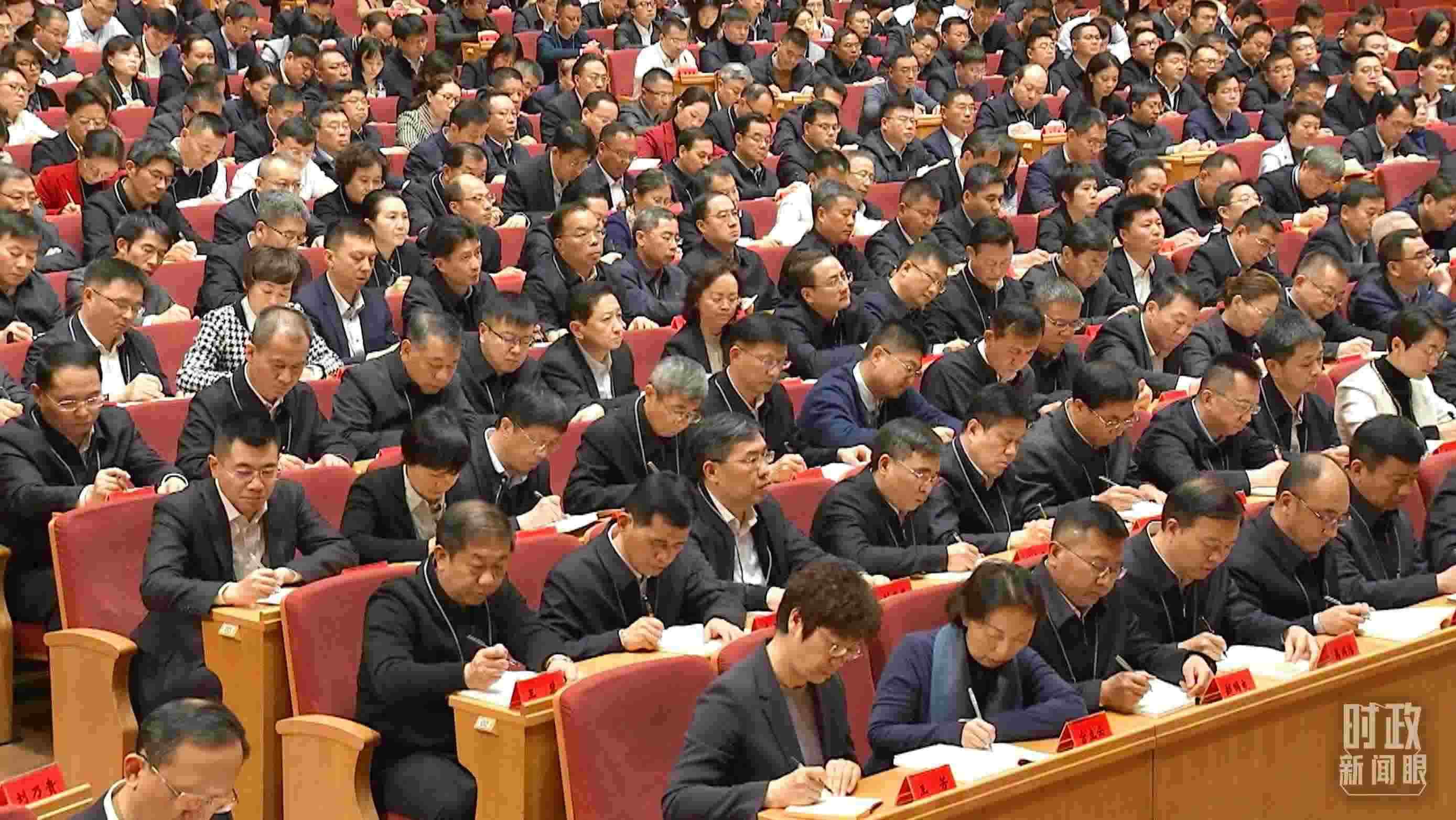 △中青年干部培訓(xùn)班開(kāi)班式現(xiàn)場(chǎng)。