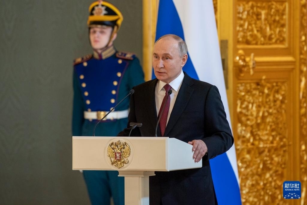 3月20日，俄羅斯總統(tǒng)普京在莫斯科克里姆林宮與其競(jìng)選團(tuán)隊(duì)代表舉行見(jiàn)面會(huì)。新華社記者 曹陽(yáng) 攝