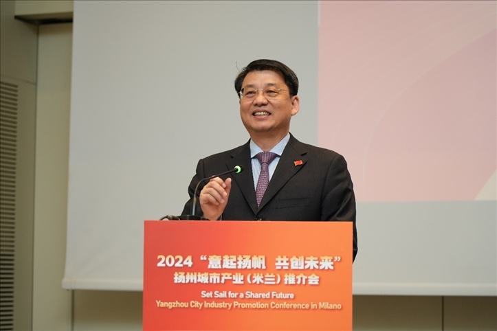 中國駐米蘭總領(lǐng)事劉侃寄語中意合作揚(yáng)帆遠(yuǎn)行。 主辦方供圖