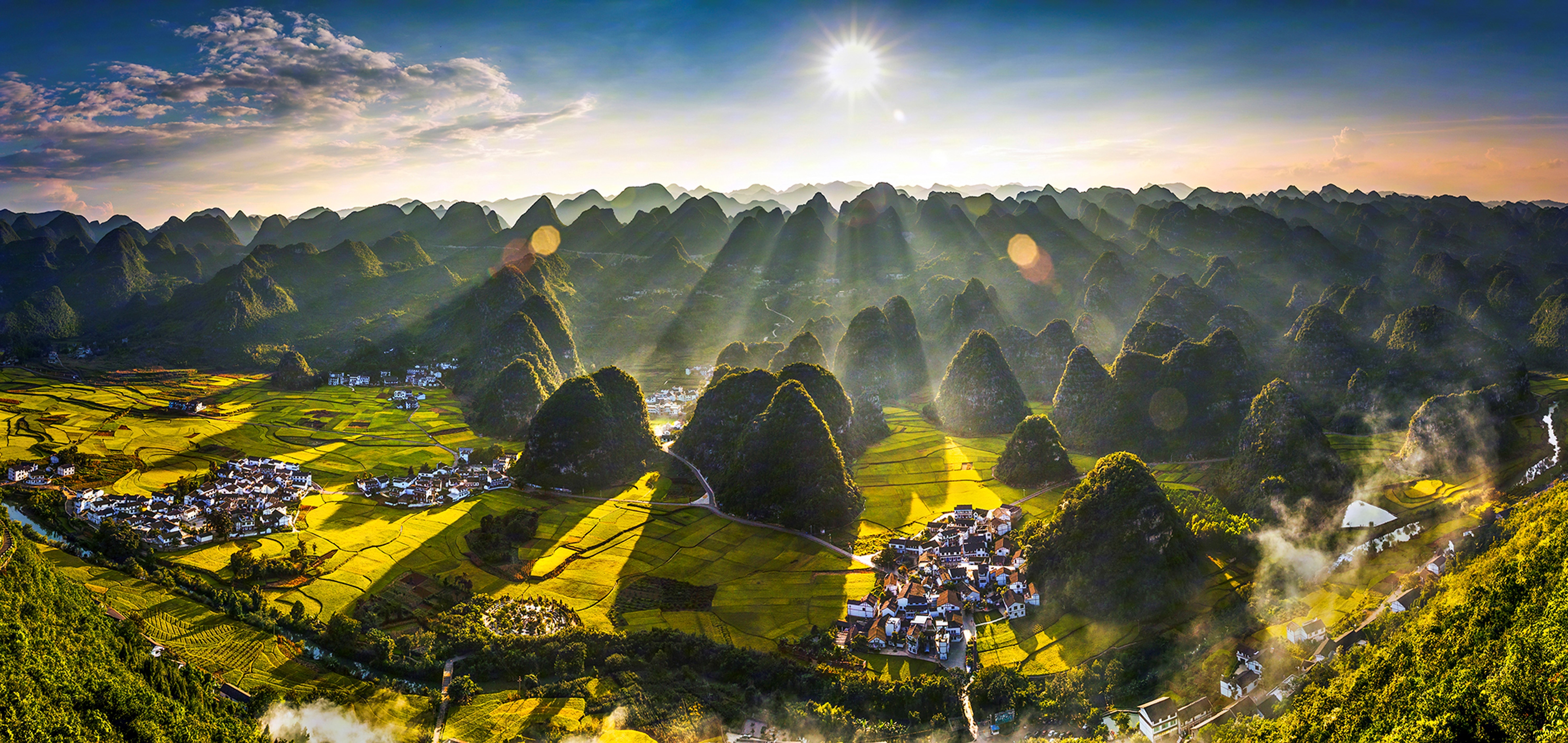 興義萬(wàn)峰林。陳劍平 攝