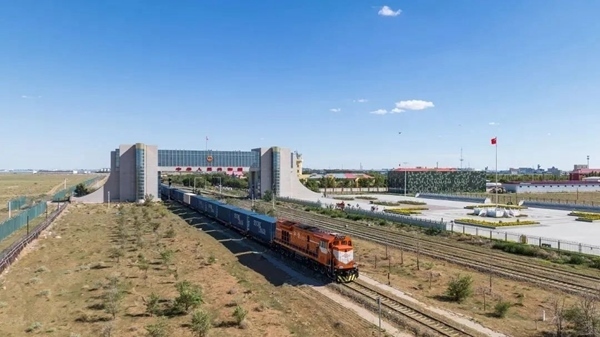 全國(guó)鐵路實(shí)行新的貨物列車運(yùn)行圖。國(guó)鐵集團(tuán)供圖