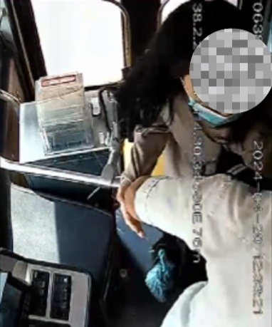 公交車上他一聲大吼！魏杰，好樣的！