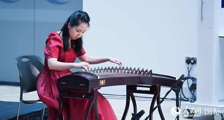 中英/北愛教育合作論壇現(xiàn)場(chǎng)。