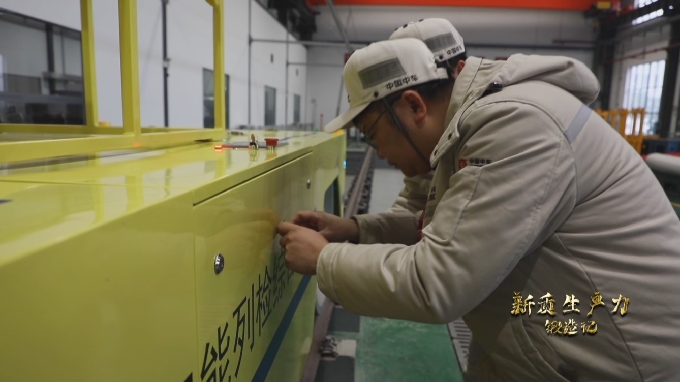 湖南株洲，算法測(cè)算團(tuán)隊(duì)正在做地鐵智能化檢測(cè)試驗(yàn)。