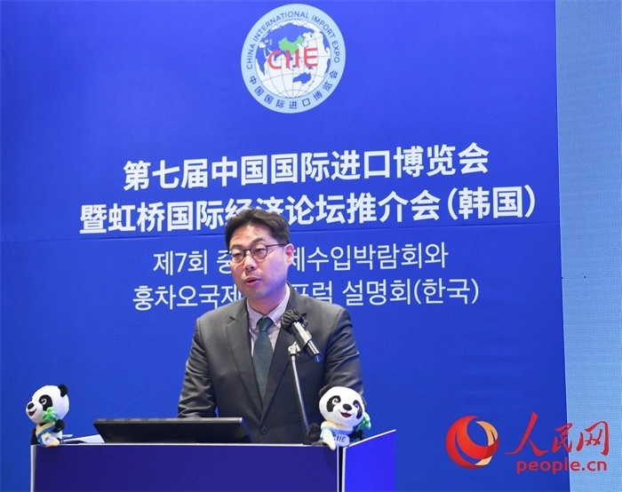 三養(yǎng)方圓集團副社長韓世爀發(fā)言。 人民網(wǎng) 程安康攝