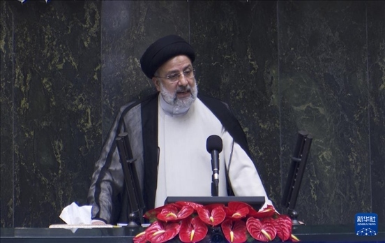 據(jù)伊朗邁赫爾通訊社20日報道，伊朗總統(tǒng)萊希在直升機(jī)事故中遇難。這是2021年8月5日拍攝的易卜拉欣·萊希的資料照片。 新華社發(fā)（賈瓦德攝）