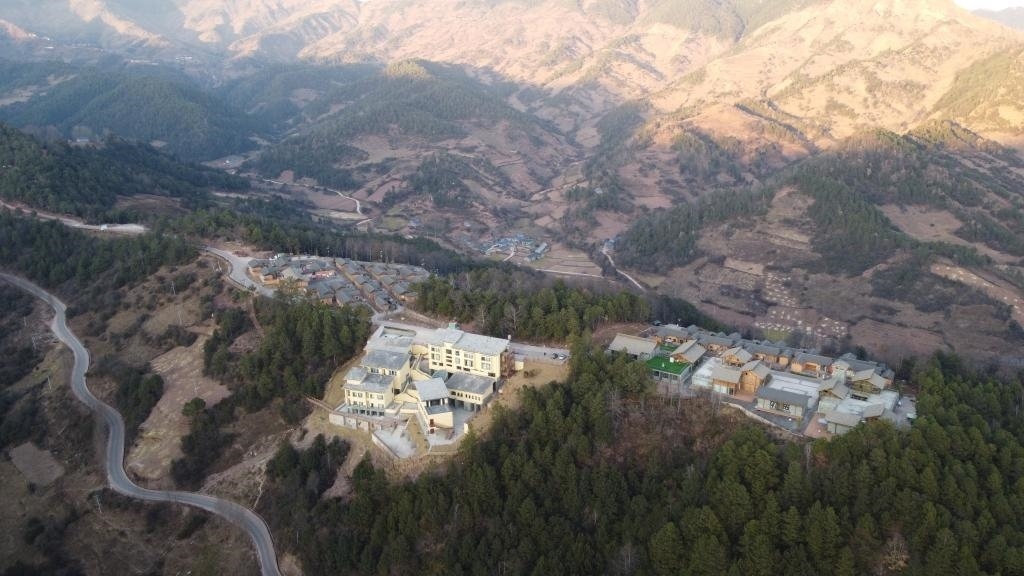 三河村全景（無人機(jī)照片）。新華社記者 尹恒 攝