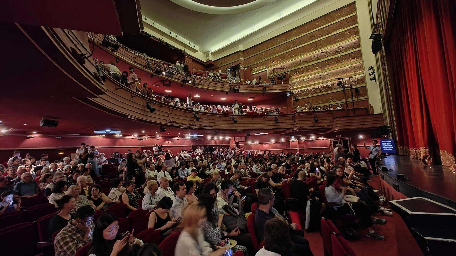 蕾博拉戲劇院內熱情的觀眾 主辦方供圖