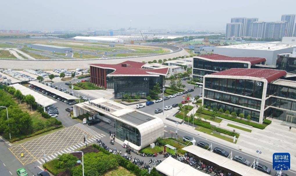 大眾汽車（安徽）有限公司外景（無人機(jī)照片，2024年6月7日攝）。新華社記者 郭晨 攝