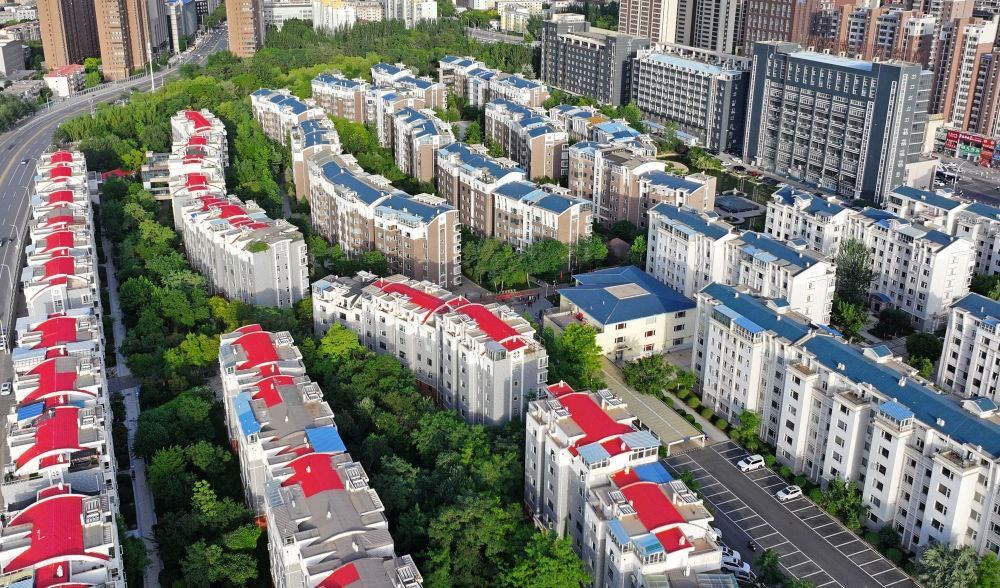 6月19日拍攝的長城花園社區(qū)（無人機照片）。