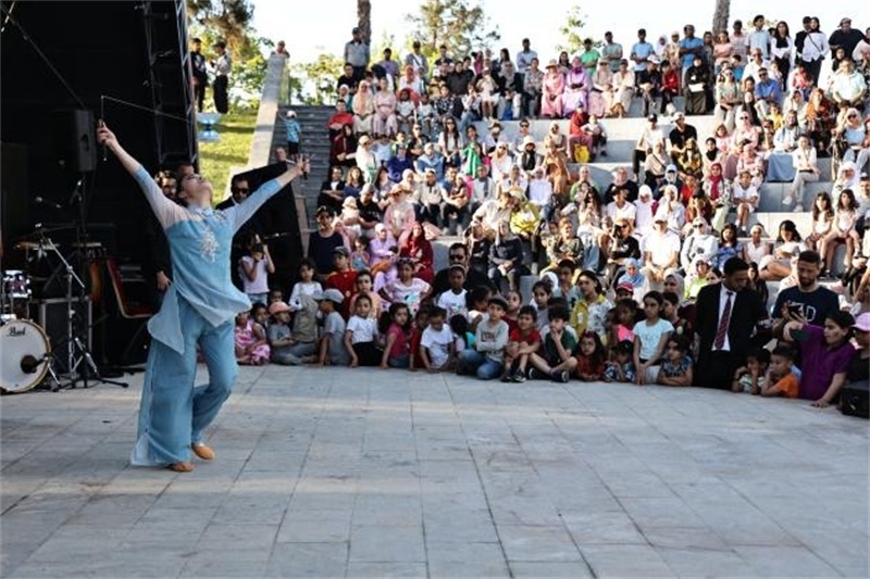 茶文化主題演出場(chǎng)景。拉巴特中國(guó)文化中心供圖