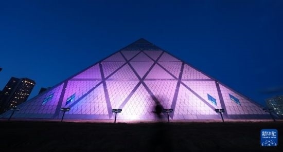 這是7月2日在哈薩克斯坦首都阿斯塔納拍攝的和平和諧宮。新華社記者 王建華 攝