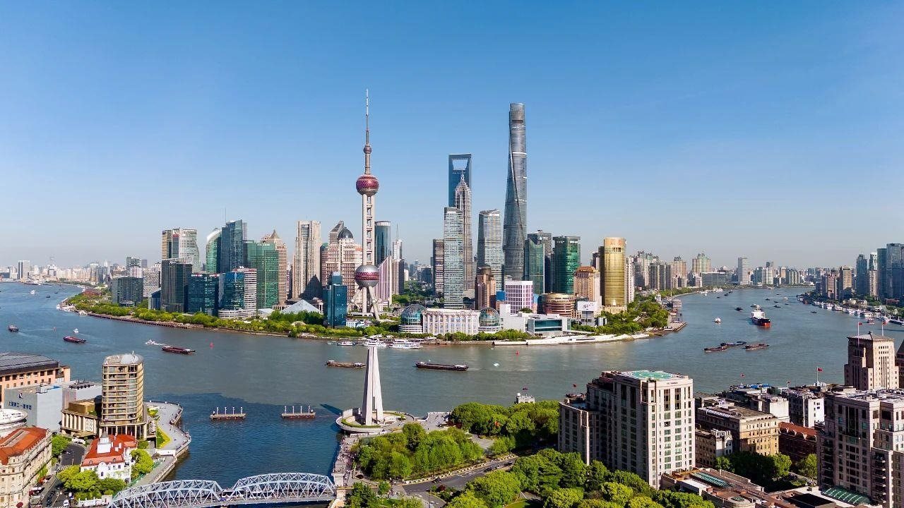 從一扇“門”、一座“城”、兩張“網(wǎng)”，看浦東新區(qū)改革常新