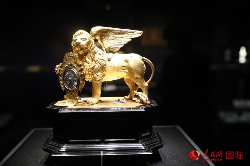 展覽“傳奇之旅：馬可·波羅與絲綢之路上的世界”展品。人民網(wǎng) 殷韜攝