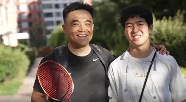 劉建波、劉傲寒父子。北航供圖