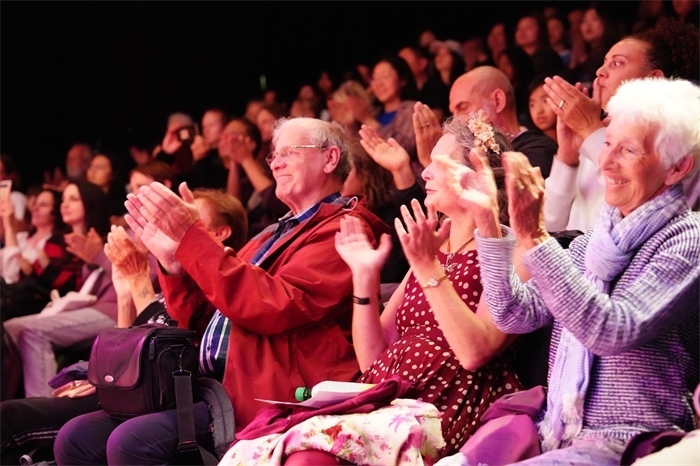 演出收獲現(xiàn)場(chǎng)英國(guó)觀眾好評(píng)。主辦方供圖